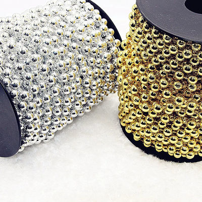 Giá tốt. 2.4mm Plastic Ball Chain in Customized Colors for Home Decoration trực tuyến